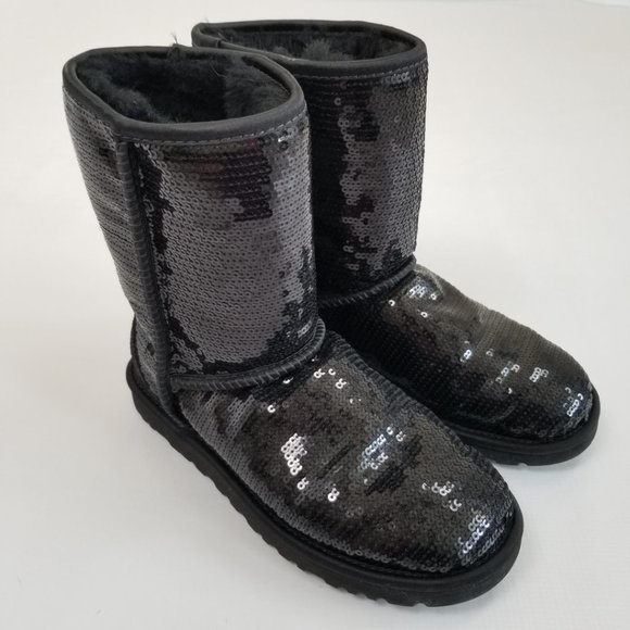 UGG Shoes - Ugg Sequin Sheepskin Lined Boots Size 6 Black